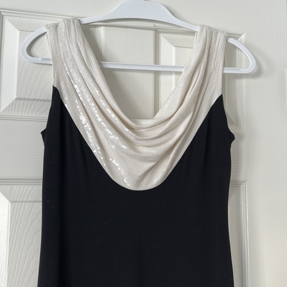 Dress - Picture 2 of 11